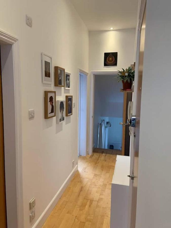 Lovely Spacious 1-Bedroom Flat In Tufnell Park Close To Central ロンドン エクステリア 写真