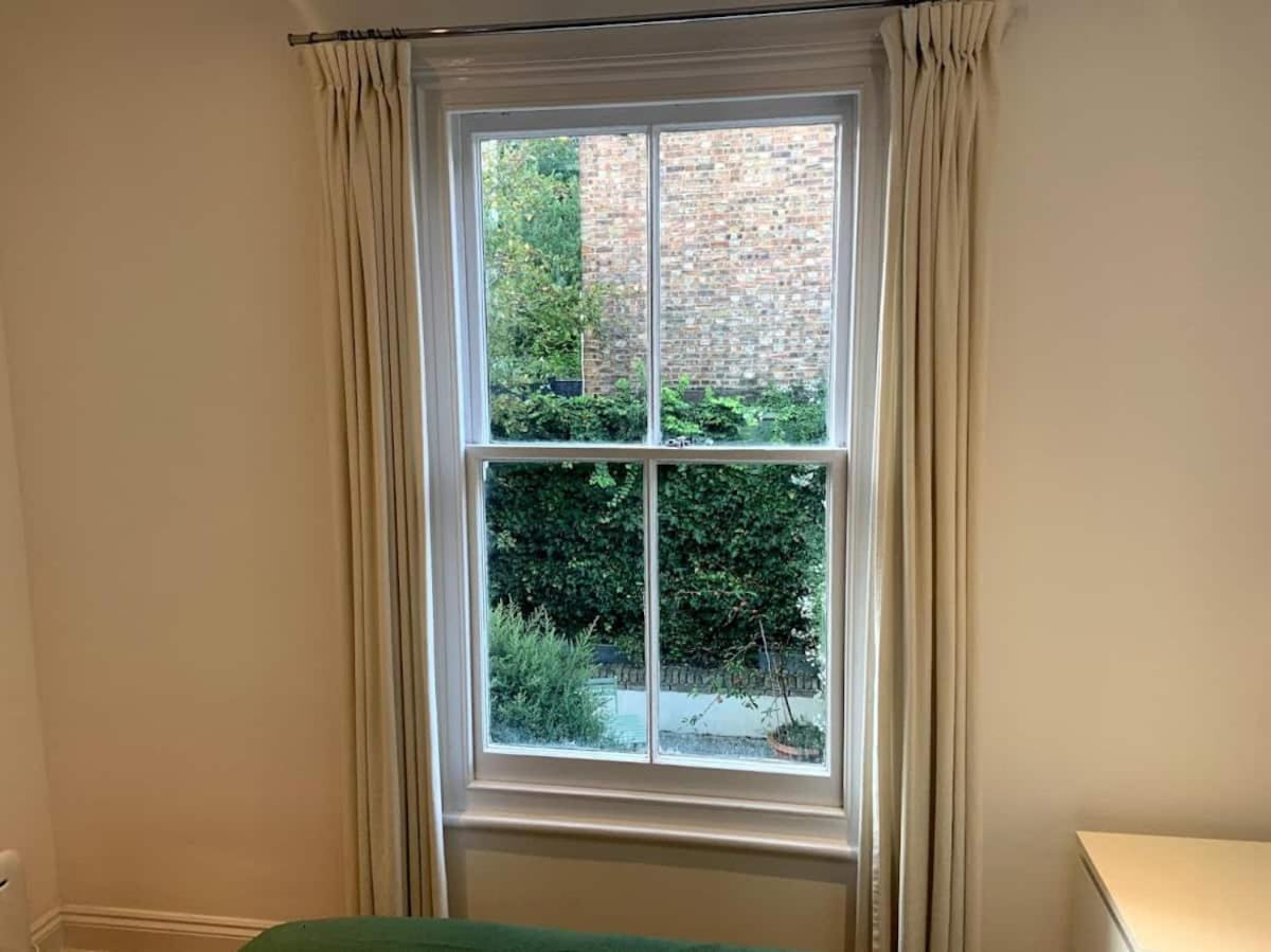 Lovely Spacious 1-Bedroom Flat In Tufnell Park Close To Central ロンドン エクステリア 写真